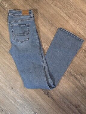 American Eagle Women's Kickboot Denim Jeans - Light Wash Size 4 L
